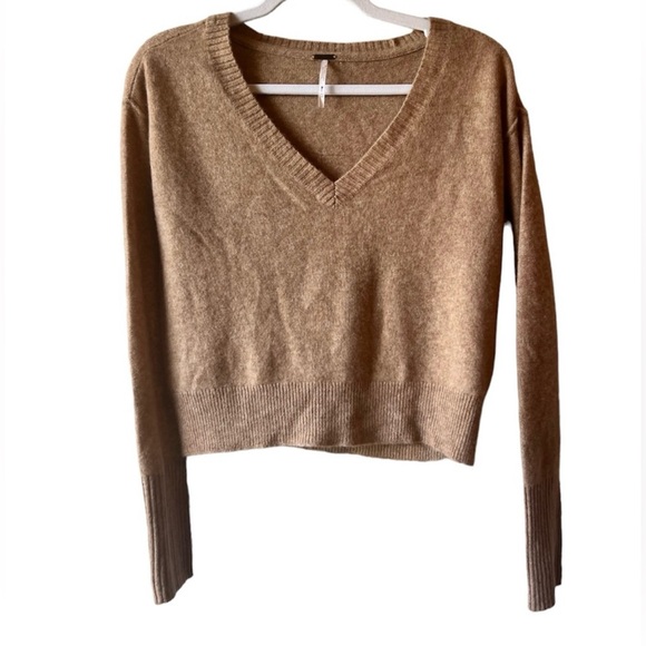 NWOT Free People Stellar Cashmere V Neck Pullover Sweater - Picture 3 of 6